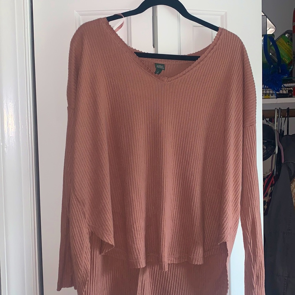 Wild Fable Mauve Flowy Long Sleeved Top Size M